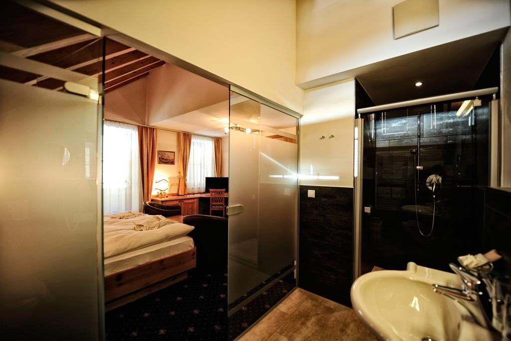 Hotel Fatlar Ischgl Exterior photo