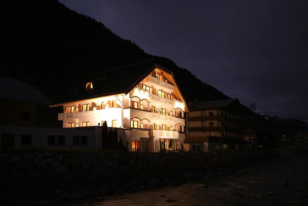 Hotel Fatlar Ischgl Exterior photo