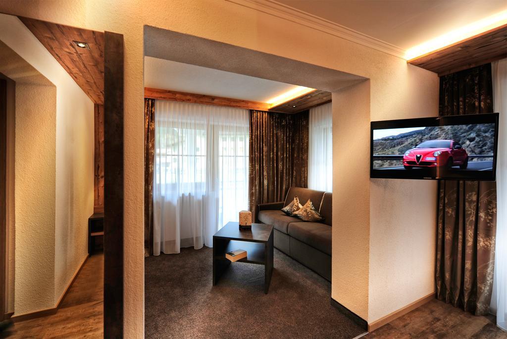Hotel Fatlar Ischgl Exterior photo