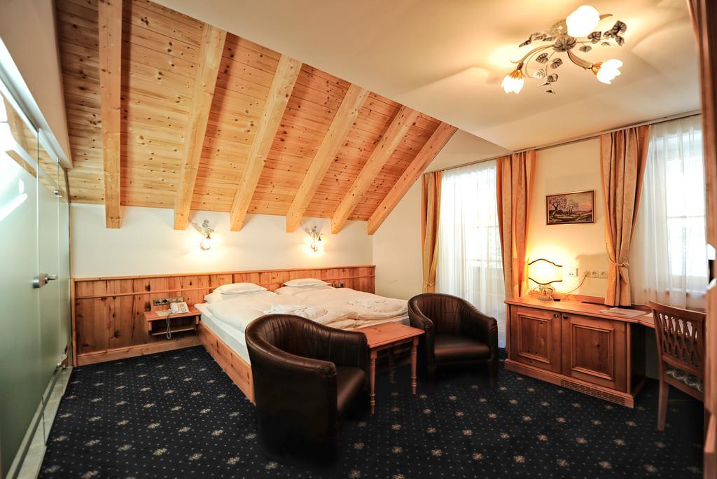 Hotel Fatlar Ischgl Exterior photo